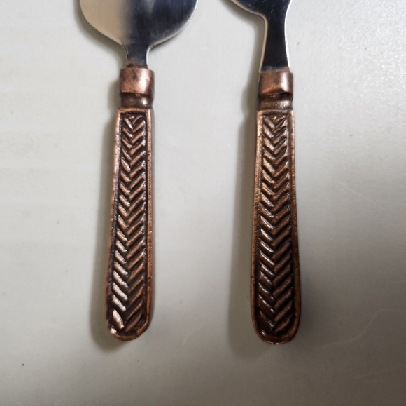 Stainless Steel/Copper Tone Brutalist Rustic Cheese Knives Charcuterie - Picture 4 of 8